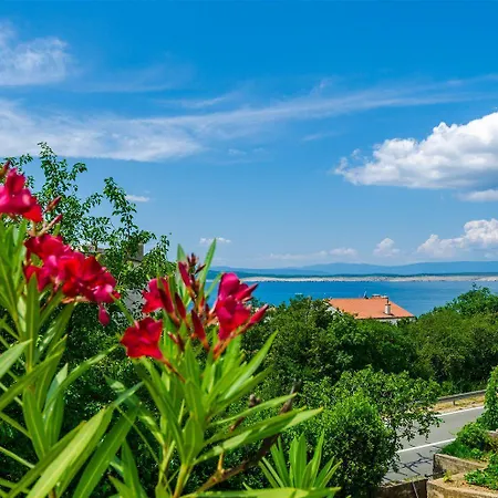 Mediterranes Mit Meerblick, Parkplatz, Babybett, Garten Apartamento *